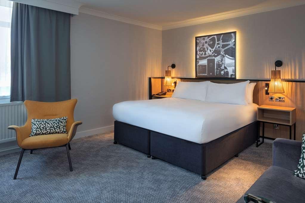 Hotel Doubletree By Hilton London Elstree à Borehamwood Chambre photo