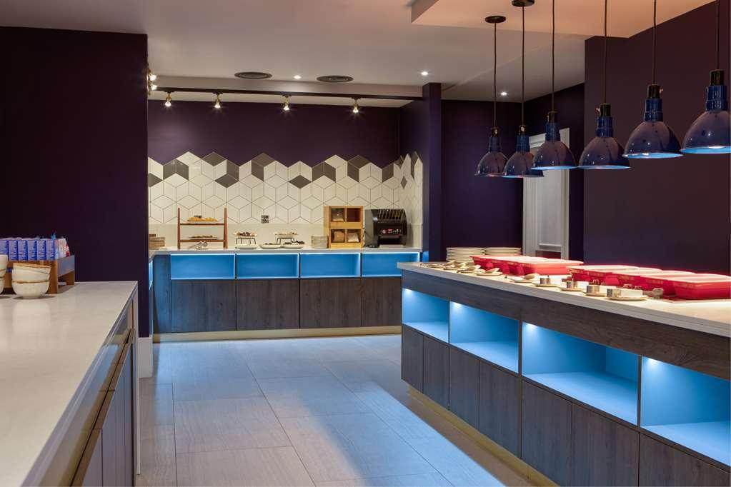 Hotel Doubletree By Hilton London Elstree à Borehamwood Extérieur photo