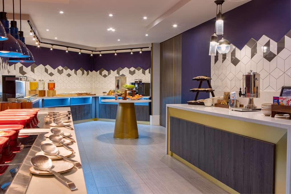 Hotel Doubletree By Hilton London Elstree à Borehamwood Extérieur photo