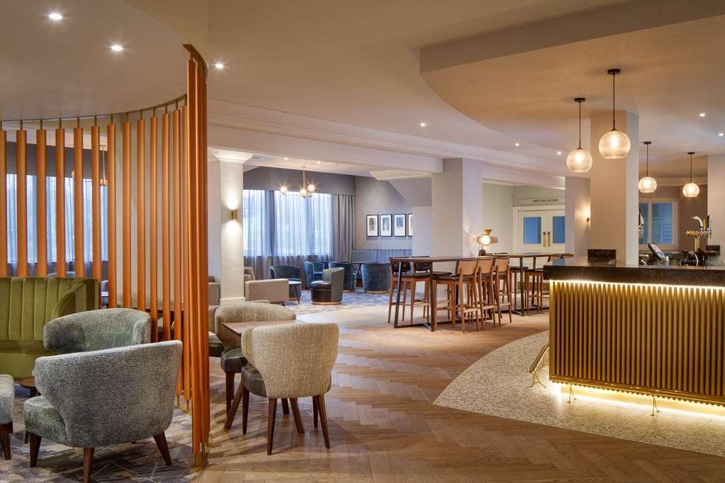 Hotel Doubletree By Hilton London Elstree à Borehamwood Restaurant photo