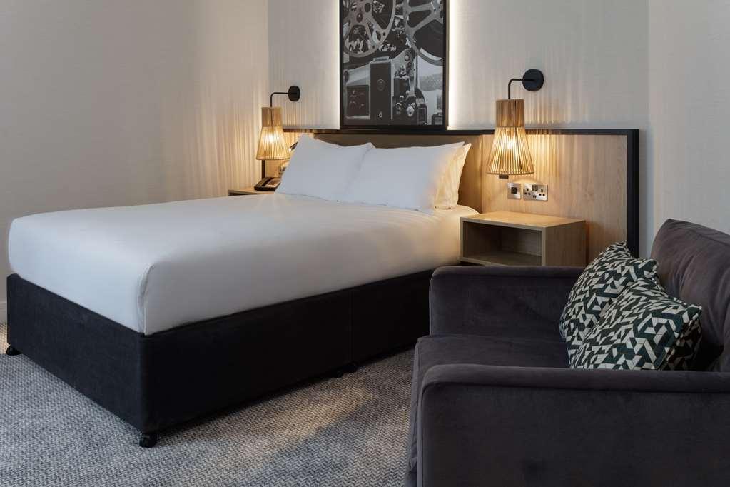 Hotel Doubletree By Hilton London Elstree à Borehamwood Chambre photo